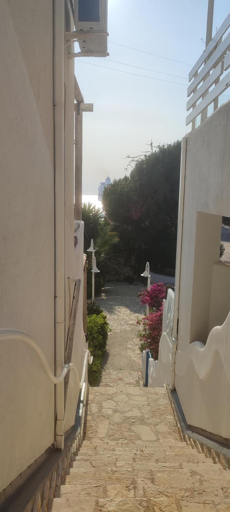Sea Breeze Apartment Bougainville Bay Саранда Екстер'єр фото